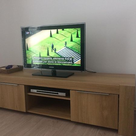 Apartment Цезарица Екстериор снимка