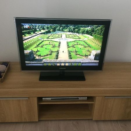 Apartment Цезарица Екстериор снимка