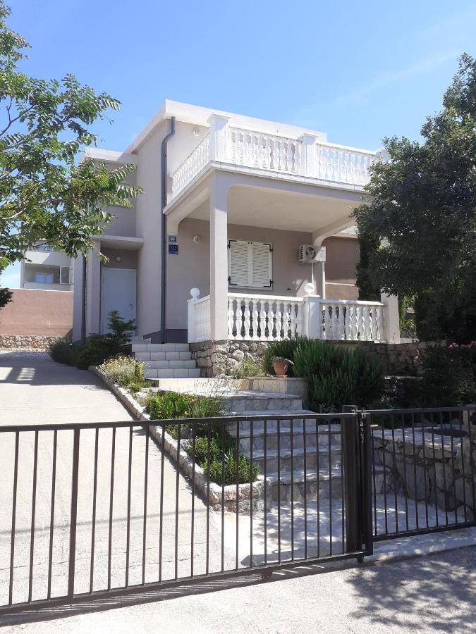 Apartment Цезарица Екстериор снимка