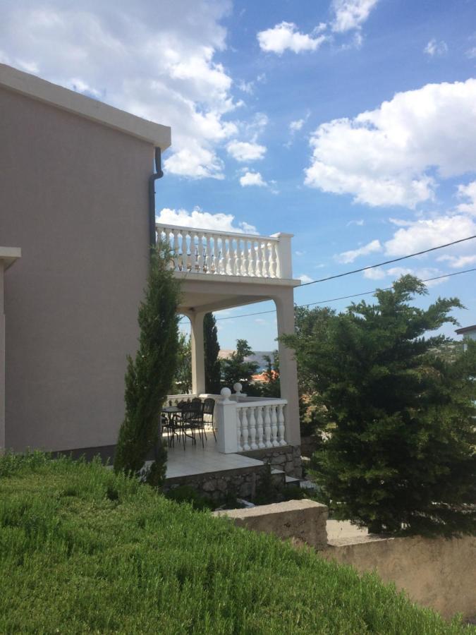 Apartment Цезарица Екстериор снимка