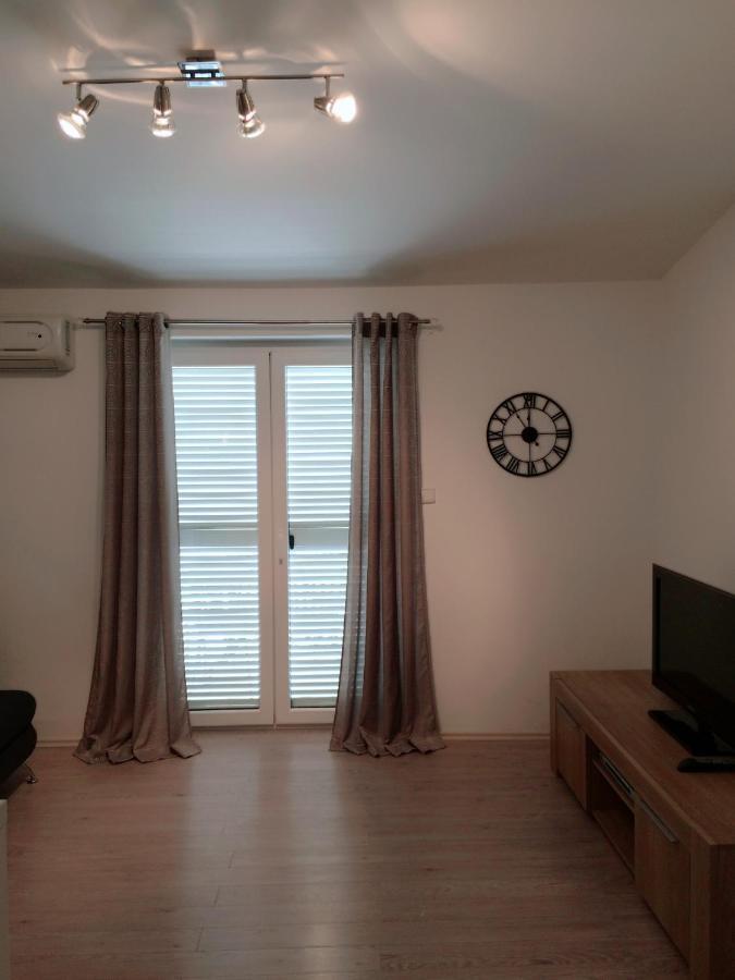 Apartment Цезарица Екстериор снимка